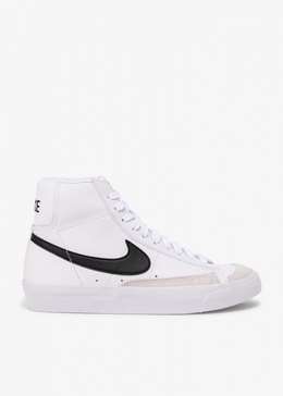 Nike: Белые кроссовки  Blazer Mid 77