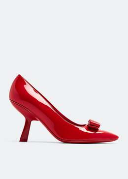 Ferragamo: Красные туфли  Vara Bow