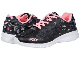 Fila: Чёрные кроссовки 