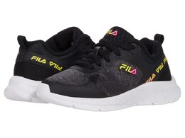 Fila: Чёрные кроссовки 