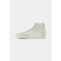 NIKE: Белые кроссовки Blazer Mid 77