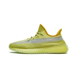 Yeezy: Жёлтые кроссовки