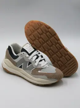 New Balance: Кроссовки  57/40