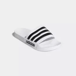 Adidas: Белые шлёпанцы  Adilette