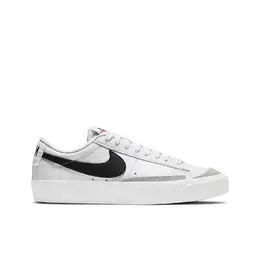 Nike: Белые кеды Blazer