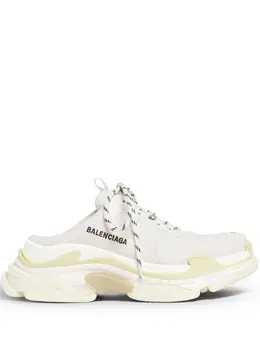 Balenciaga: Белые кроссовки  Triple S