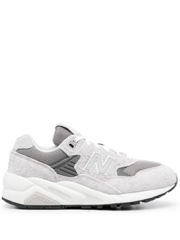 New Balance: Светлые кроссовки 