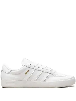 adidas: Белые кроссовки  X