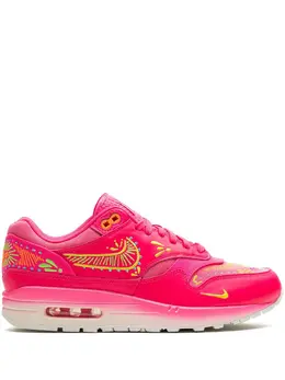 Nike: Розовые кроссовки  Air Max 1
