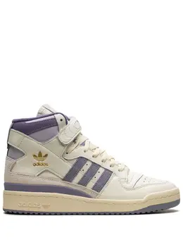 adidas: Белые кроссовки  Forum 84