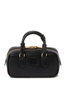 Miu Miu: Чёрная сумка 