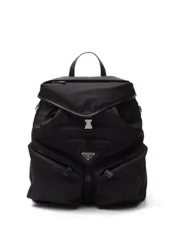 Prada: Чёрный рюкзак 
