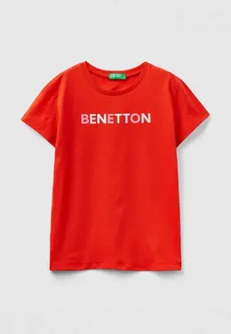 United Colors of Benetton: Красная футболка 