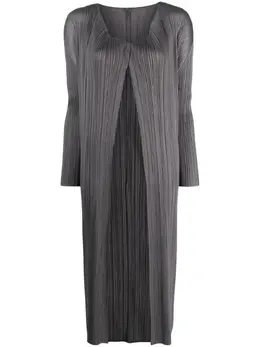 Pleats Please Issey Miyake: Тёмное пальто 