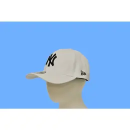 NEW ERA: Белая кепка  NY