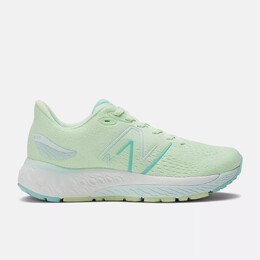 New Balance: Зелёные кроссовки  Fresh Foam