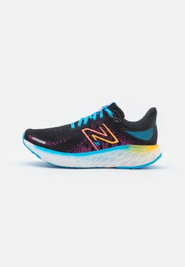 New Balance: Чёрные кроссовки  Fresh Foam