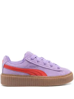 PUMA: Фиолетовые кроссовки  Suede