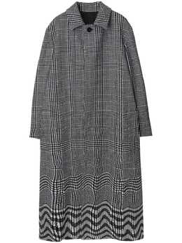 Burberry: Чёрное пальто 