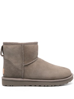 UGG: Ботинки 