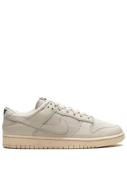 Nike: Бежевые кроссовки  Dunk Low