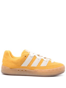 adidas: Жёлтые кроссовки 