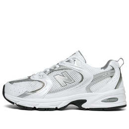 New Balance: Белые кроссовки  530