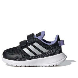 Adidas: Обувь 
