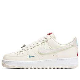 Nike: Бежевые кроссовки  Air Force 1 Low