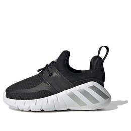 Adidas: Обувь 