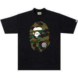 A BATHING APE: Чёрная футболка 