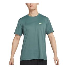 Nike: Зелёная футболка  Dri FIT