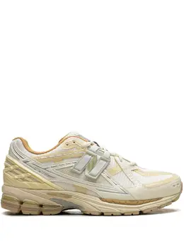 New Balance: Белые кроссовки 