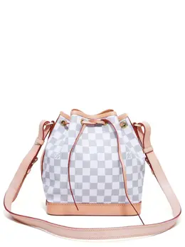 Louis Vuitton Pre-Owned: Белая сумка 