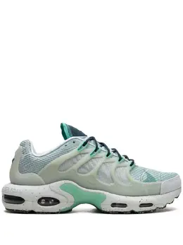 Nike: Зелёные кроссовки  Air Max