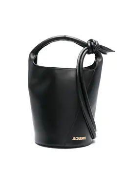 Jacquemus: Чёрная сумка 