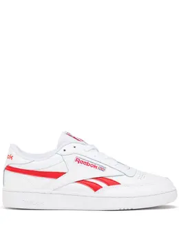 Reebok: Белые кроссовки  Club C Revenge