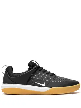 Nike: Белые кроссовки 