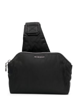 Givenchy: Чёрная сумка  Antigona
