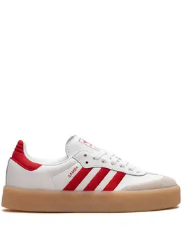 adidas: Белые кроссовки 