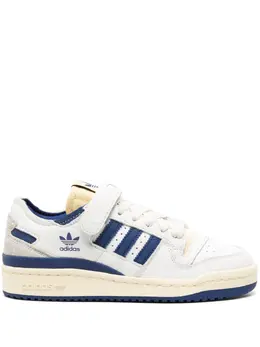 adidas: Белые кроссовки  Forum