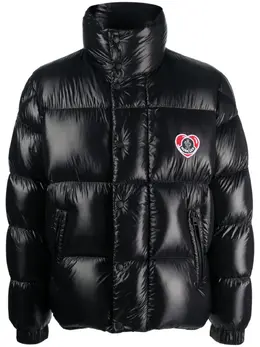 Moncler: Чёрная куртка 