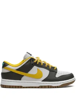 Nike: Белые кроссовки  Dunk Low
