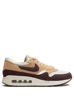 Nike: Бежевые кроссовки  Air Max 1