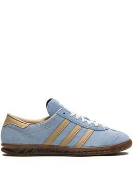 adidas: Светлые кроссовки 