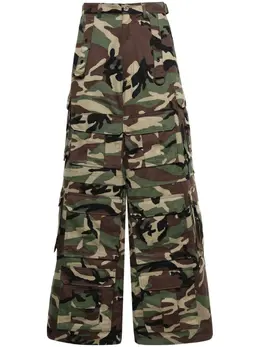 VETEMENTS: Джинсы с принтом 