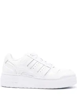 adidas: Белые кроссовки 