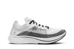 Nike: Белые кроссовки  Zoom Fly SP