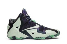 Nike: Белые кроссовки  Lebron 11