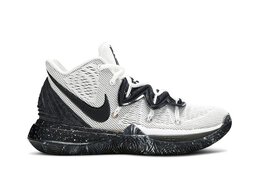 Nike: Белые кроссовки  Kyrie 5